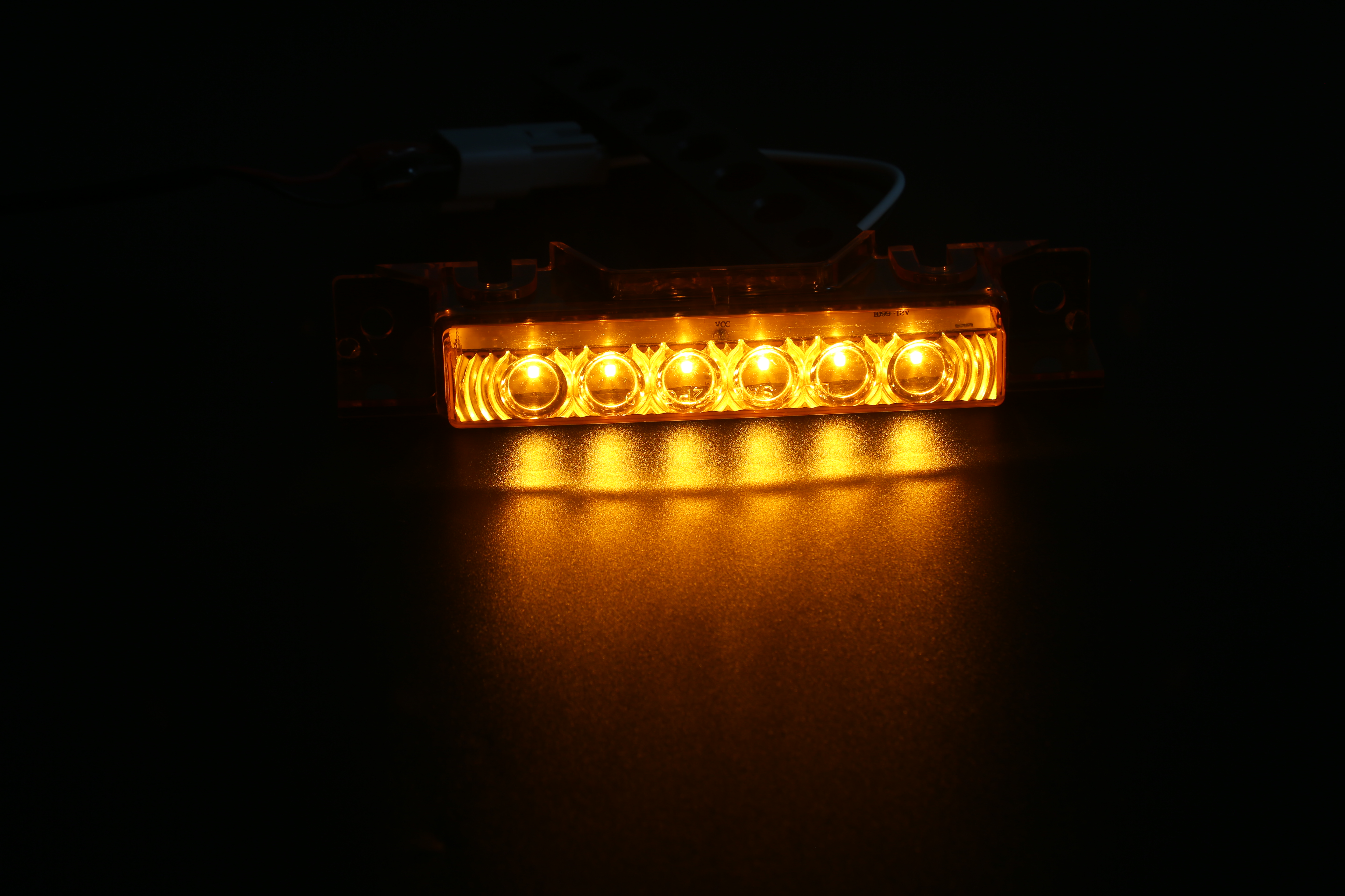 Araba farı fabrikası, şirket, &uuml;retici, &Ccedil;in malı, arka lamba, &ccedil;alışma lambası, yan lamba, kamyon lambası