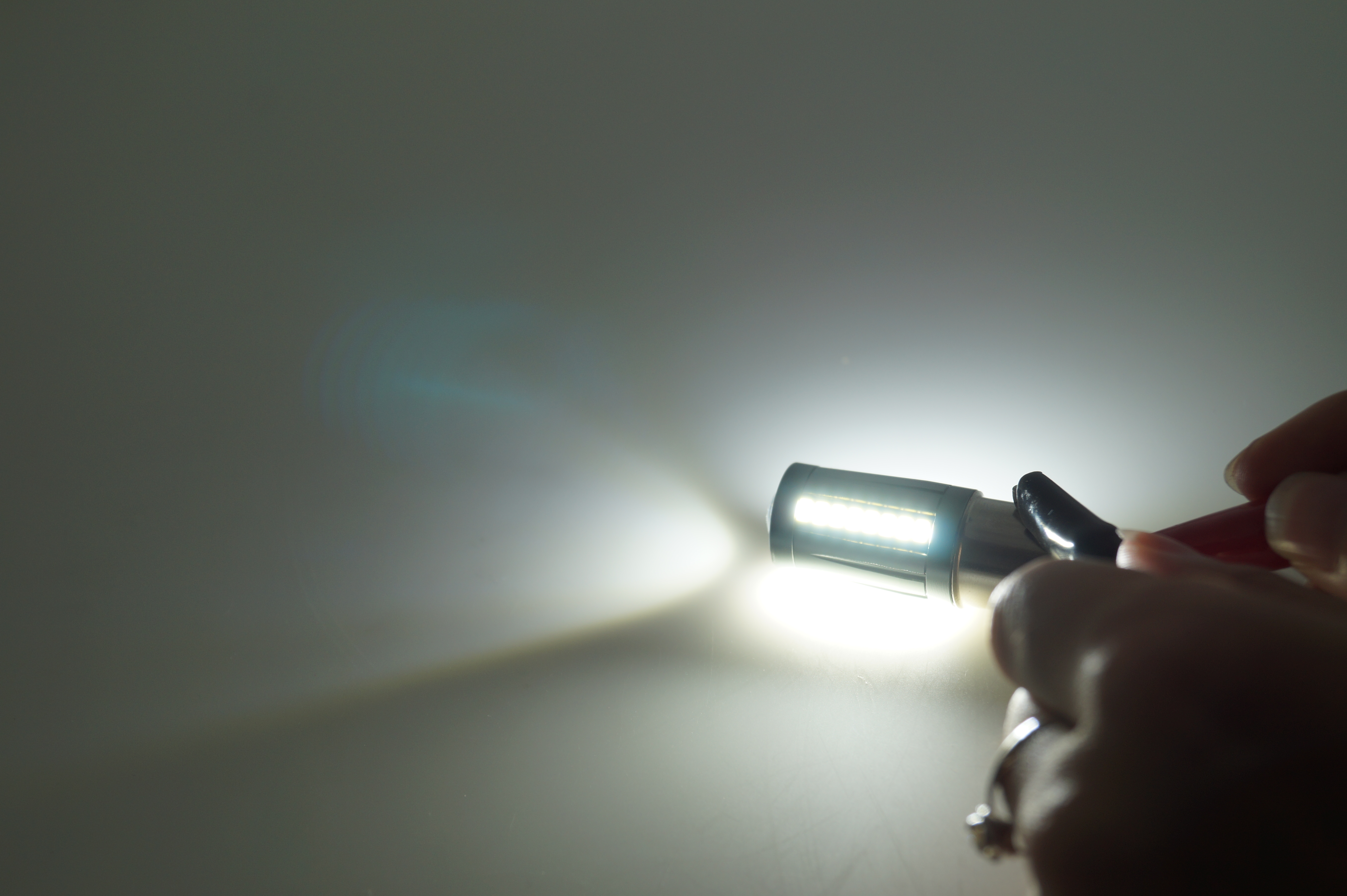 BA15S LED araba ampul&uuml;, LED araba ampul&uuml; ters ışık i&ccedil;in, LED araba ampul&uuml; d&ouml;n&uuml;ş sinyali ışığı, T20 LED Ters Ampul, T20 LED Sinyal Işık Ampul&uuml;